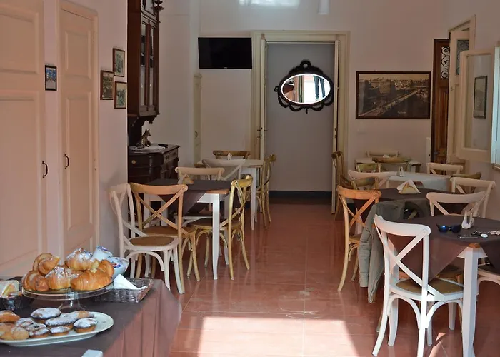 ベッド・アンド・ブレックファスト パラッツォ ヴァッレボーナ 3*