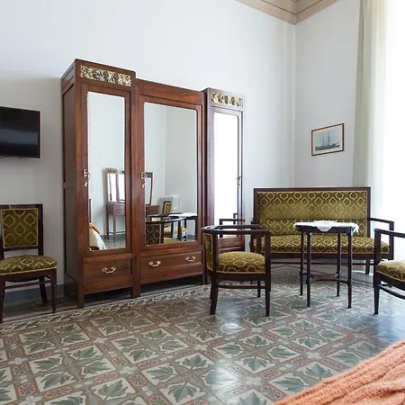 Bed & Breakfast Palazzo Vallebona 3*
