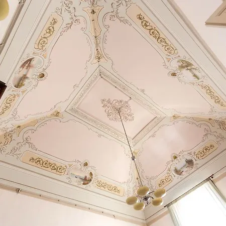Bed & Breakfast Palazzo Vallebona *