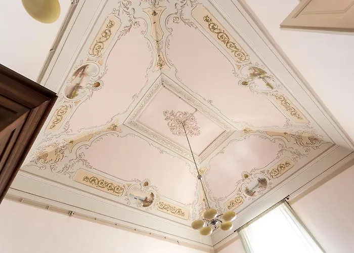 Frühstückspension Palazzo Vallebona 3*